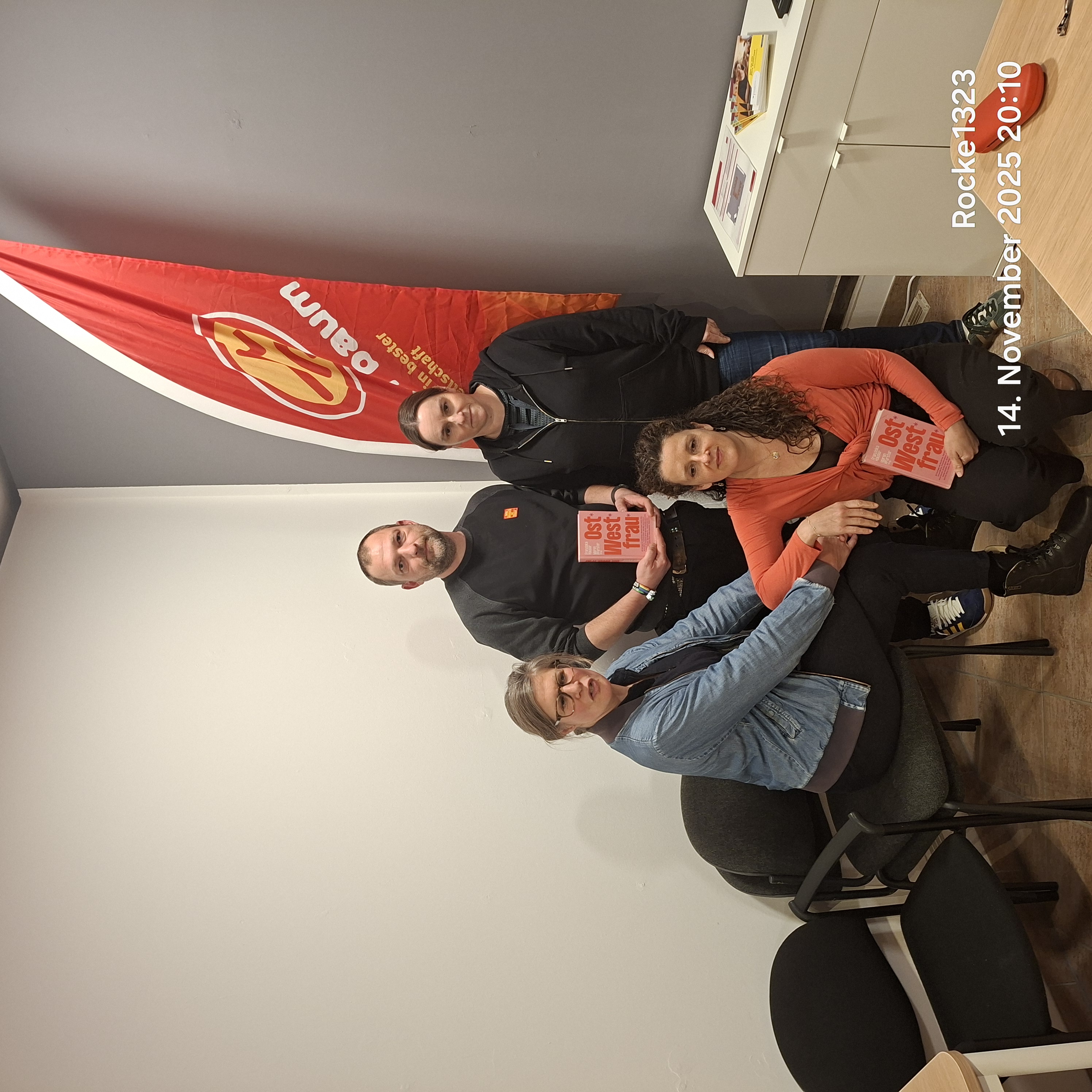 Neue Location mit einem Vortrag von Franziska Hauser und Maren Wurster